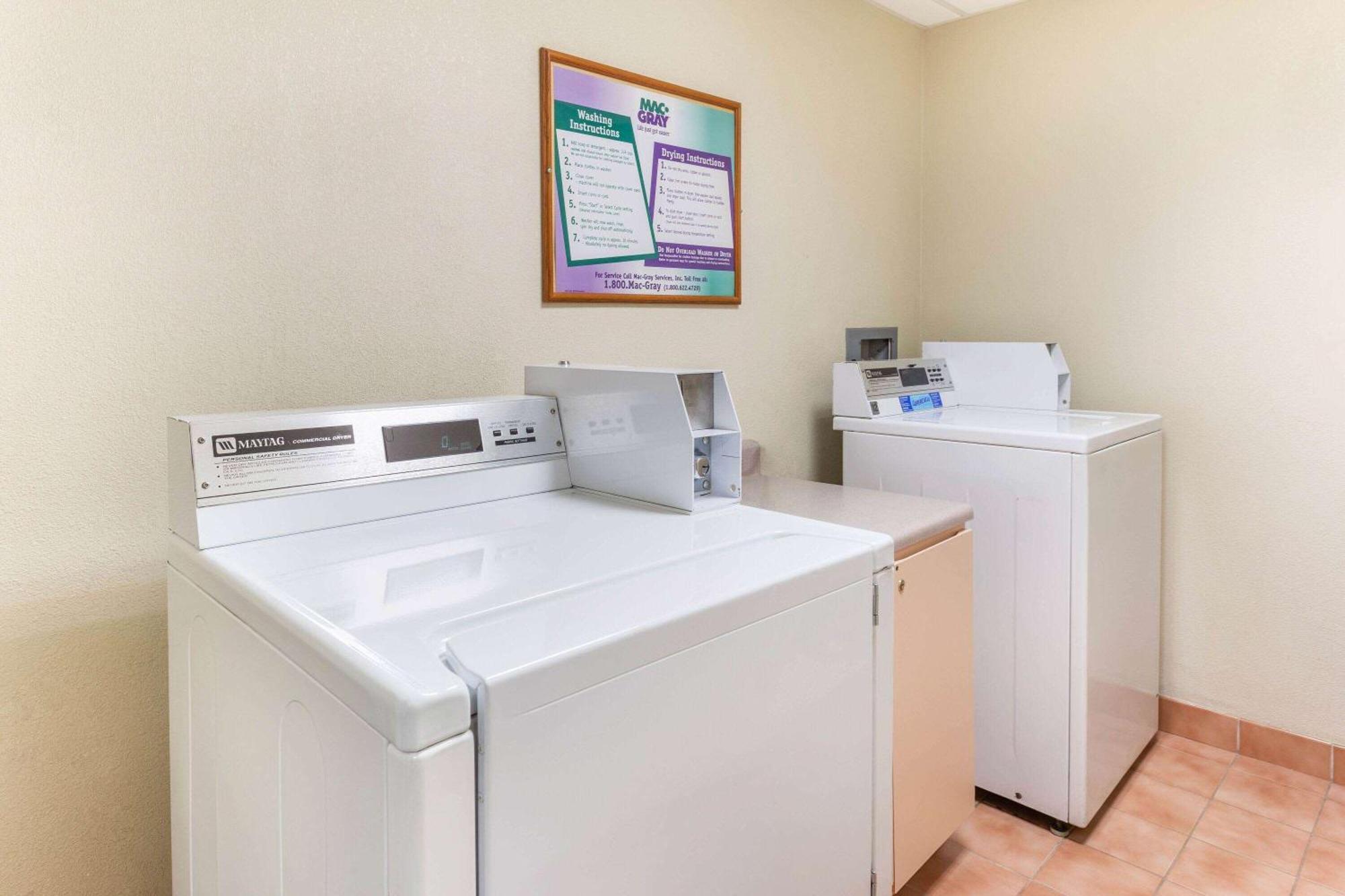 La Quinta By Wyndham Chicago Gurnee Hotel Luaran gambar
