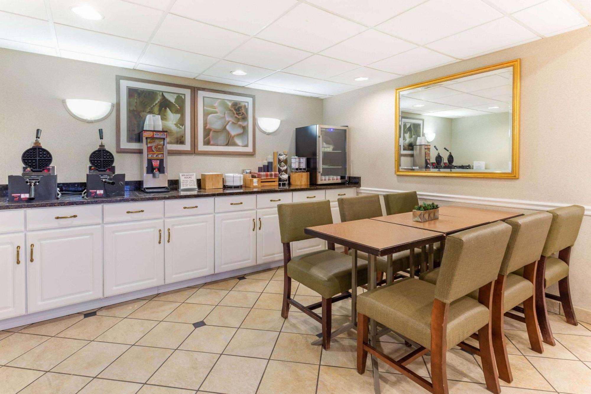 La Quinta By Wyndham Chicago Gurnee Hotel Luaran gambar