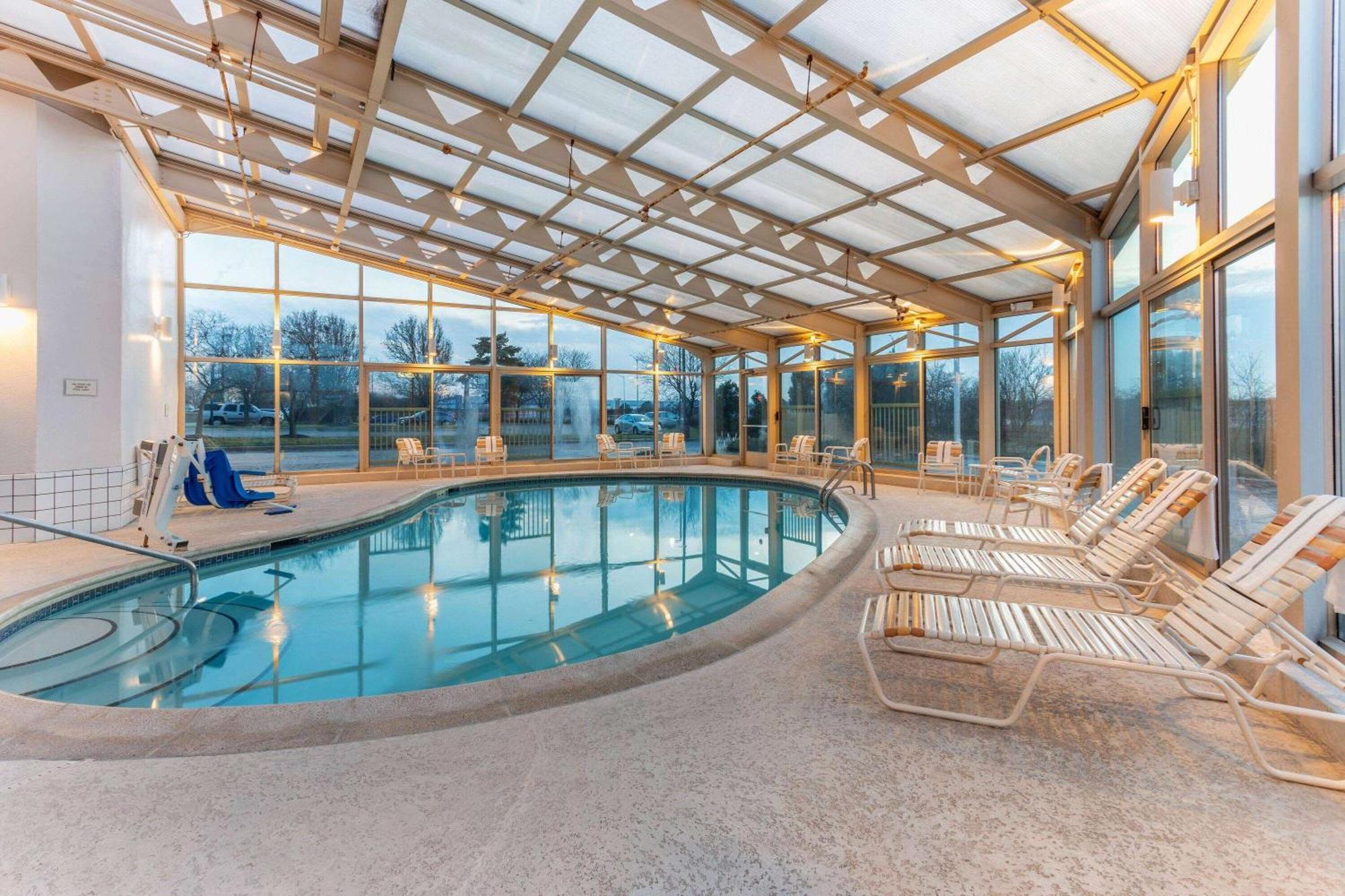 La Quinta By Wyndham Chicago Gurnee Hotel Luaran gambar
